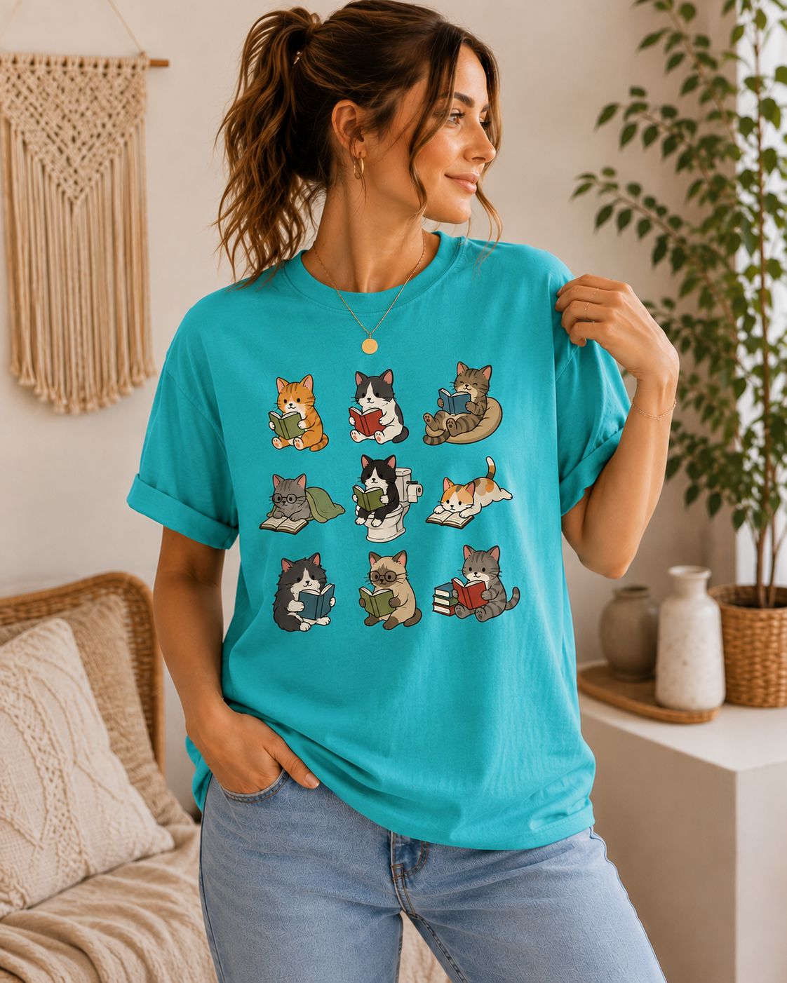 Lustiges Katzen Shirt – türkises T-Shirt mit lesenden Katzen Motiv